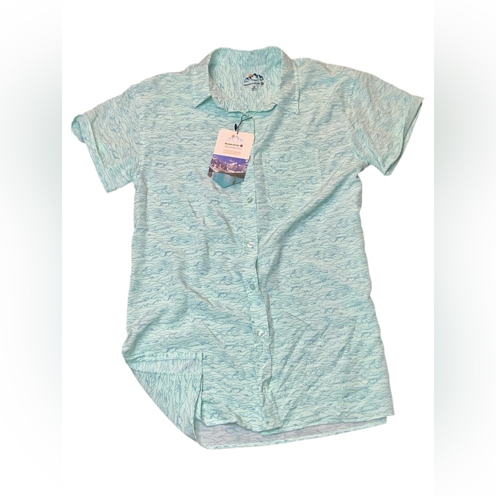 Mountain and Isles NWT Sun Protection outdoor shirt!
